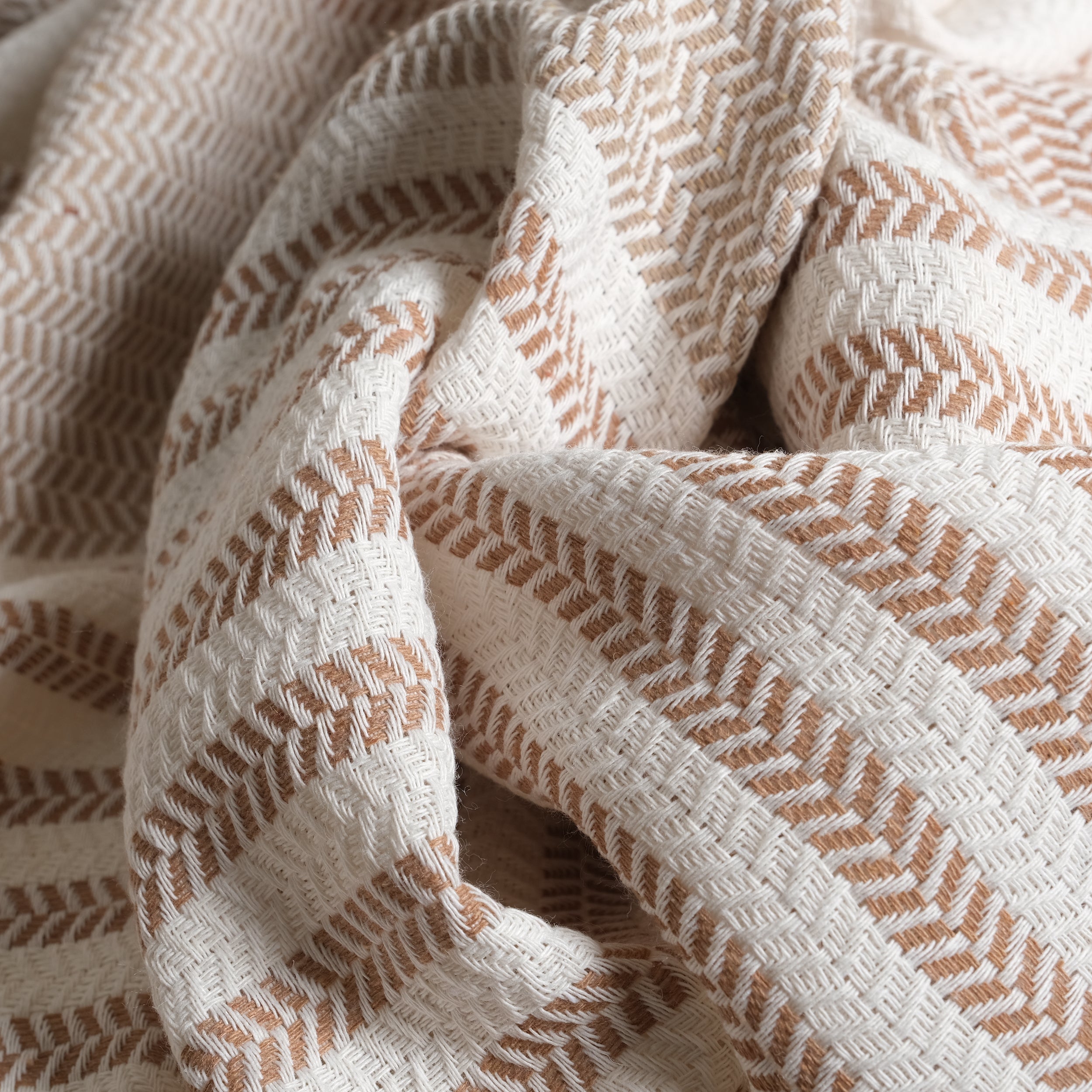 Earthy Brown Premium Turkish Cotton Peshtemal – Lightweight Spa & Beach Towel, Soft, Absorbent & Quick Dry (HPS-01)