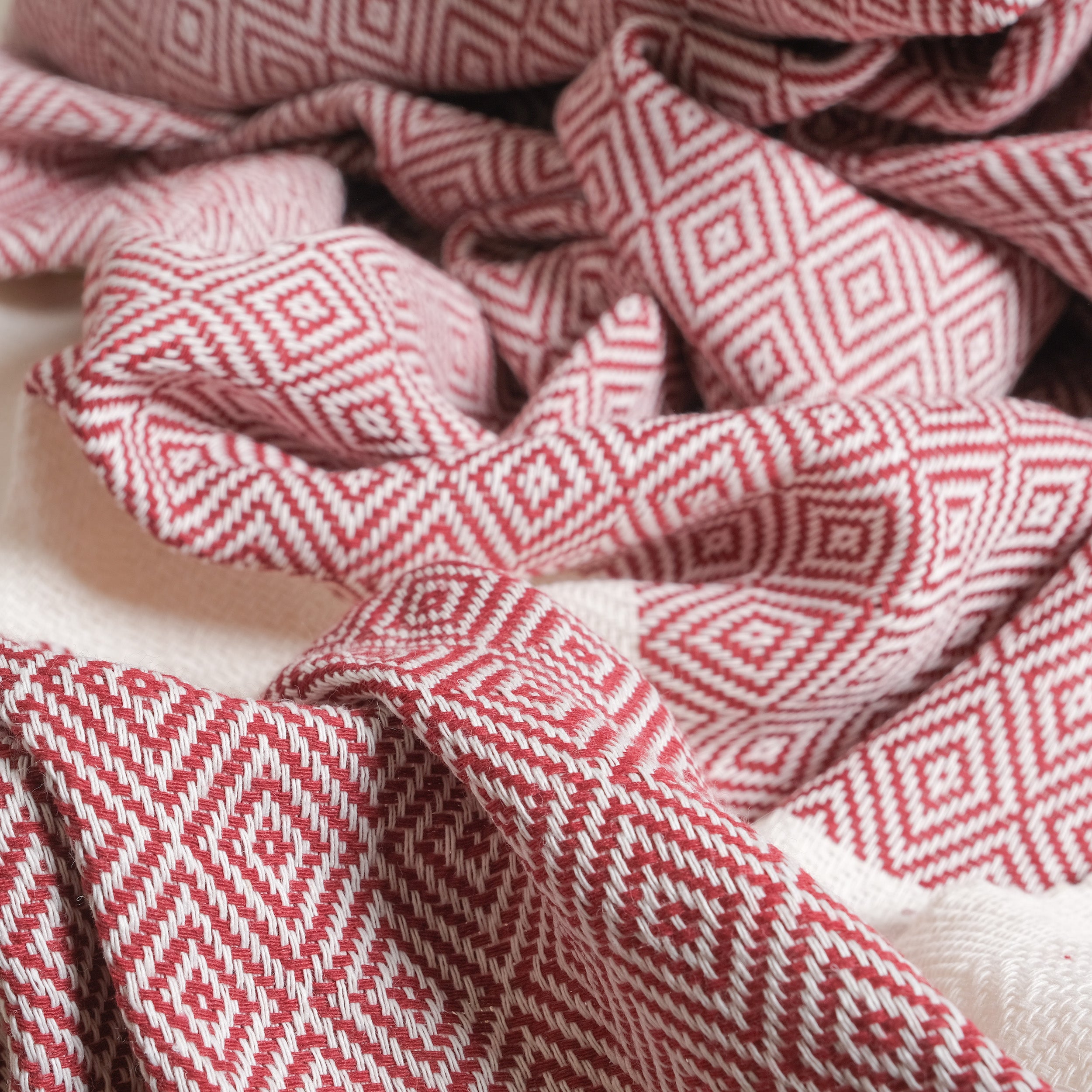 Plum color Diamond Premium Turkish Cotton Peshtemal – Lightweight Spa & Beach Towel, Soft, Absorbent & Quick Dry (EPS-01)