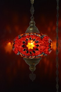 XL Mosaic Hanging Lamp (Red Garnet)
